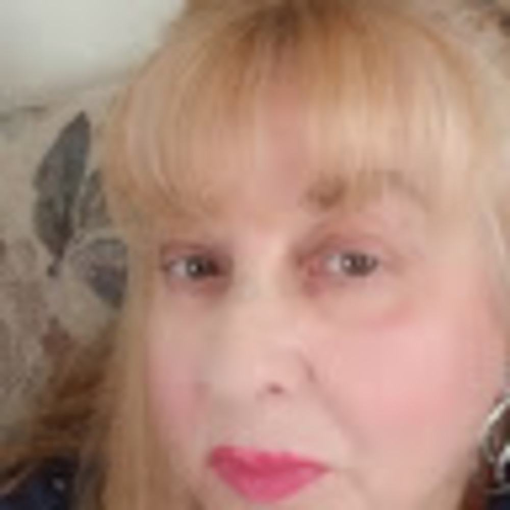 Meet your Posher, Iris